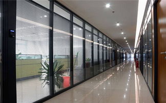 西平單玻玻璃隔斷 以行業領先品質，開啟高隔間塑膠零配件促銷盛典